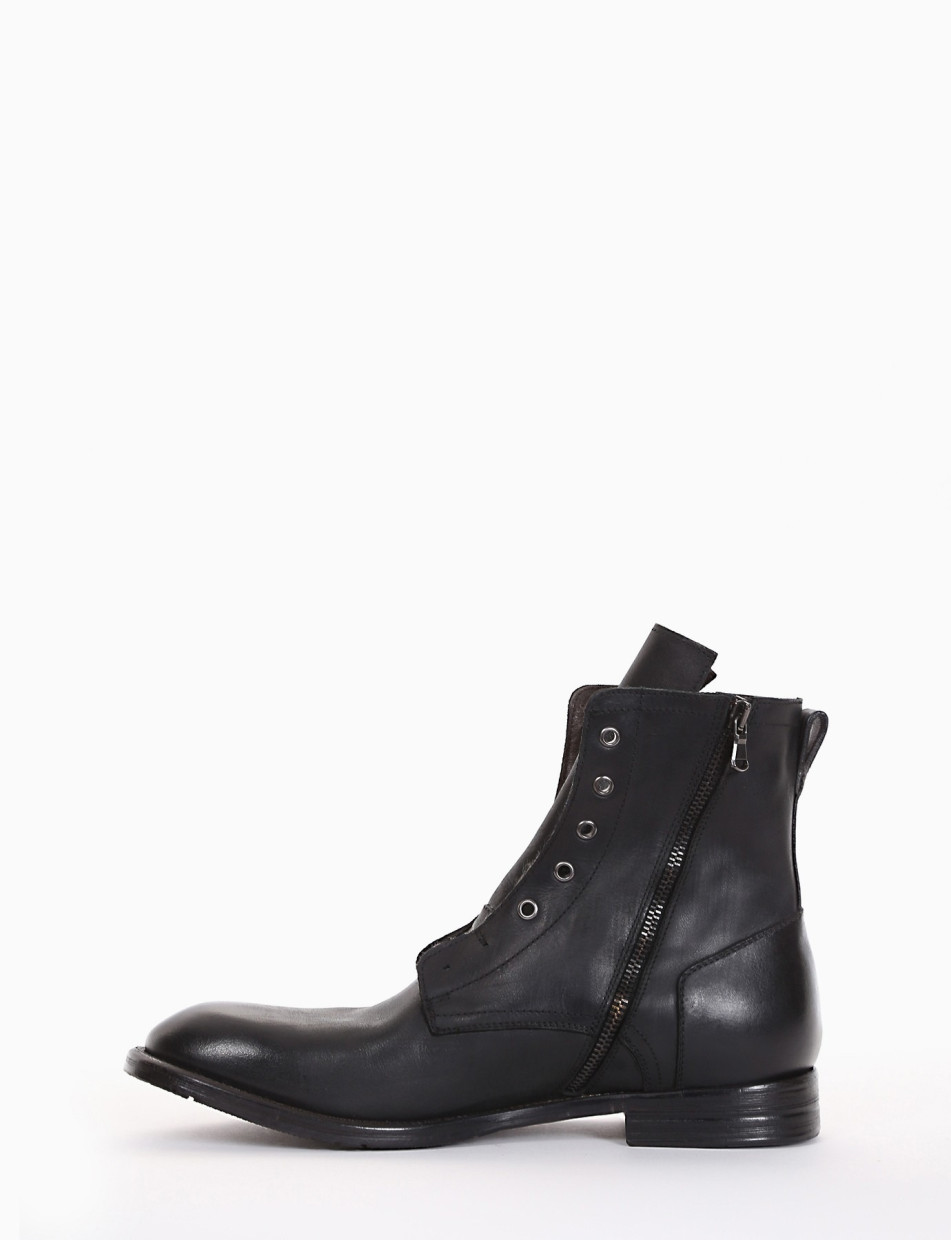 Combat boots heel 2 cm black leather