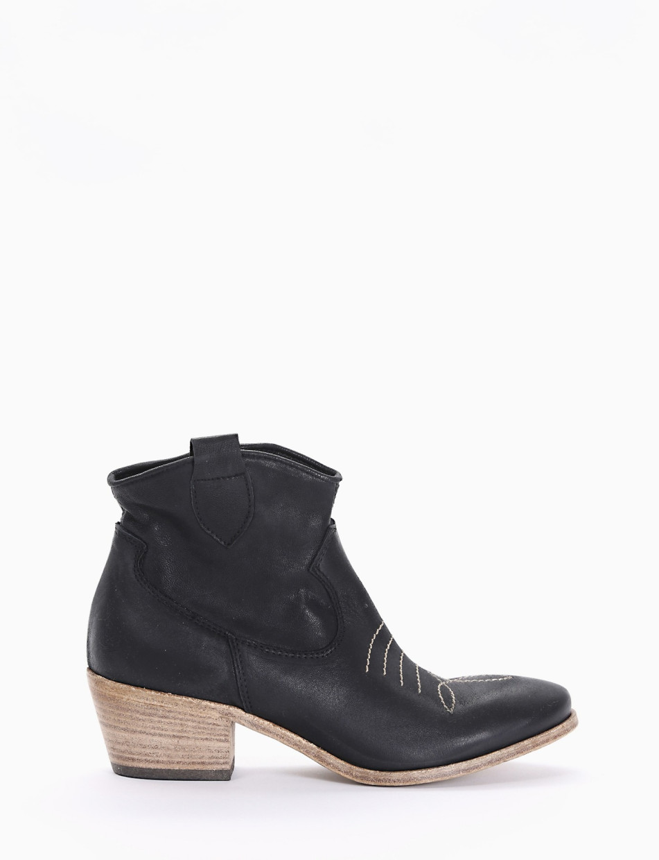 Stivaletto texano tacco 50 nero