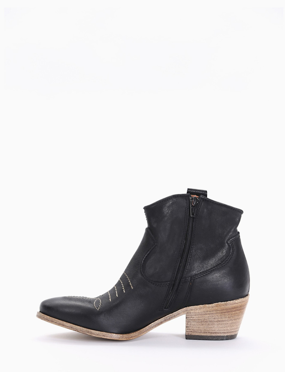 Stivaletto texano tacco 50 nero
