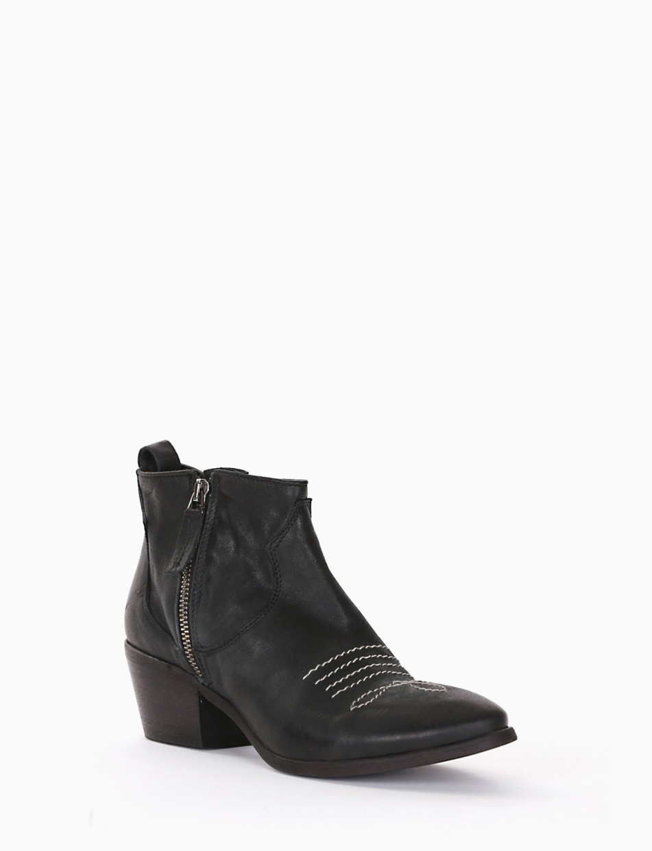 Stivaletto texano tacco 50 nero
