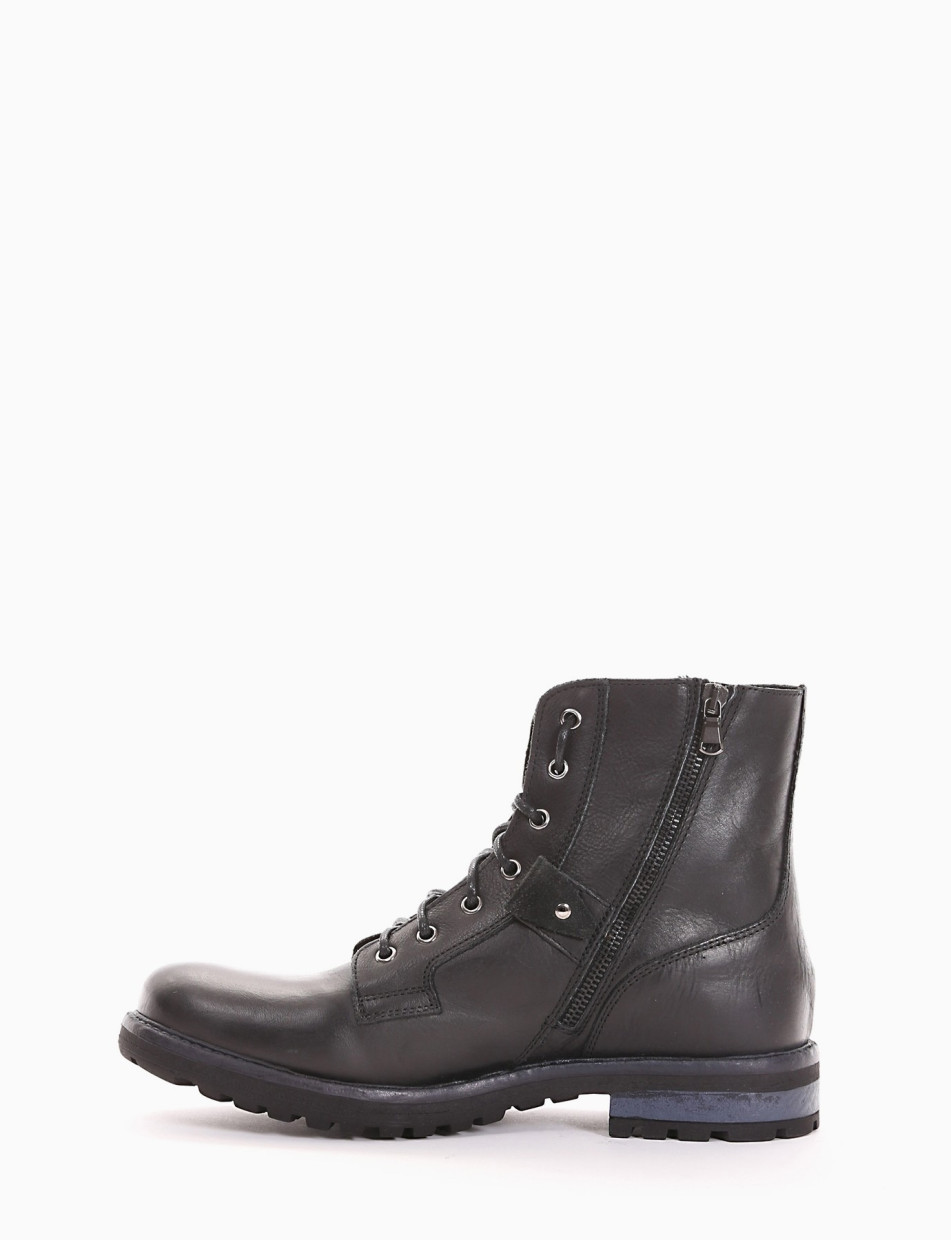 Combat boots heel 3 cm black leather