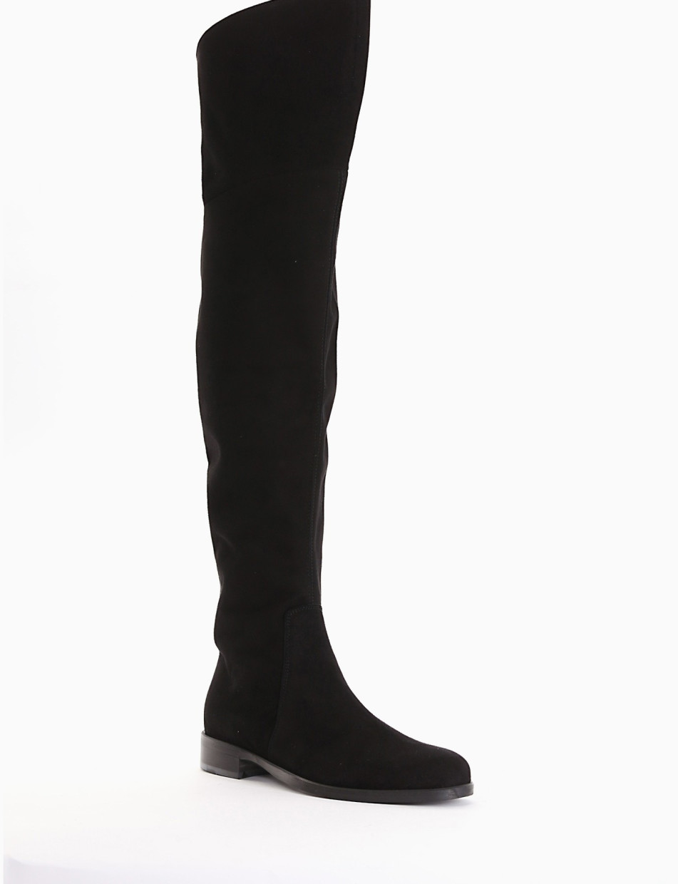 Low heel boots heel 2 cm black chamois