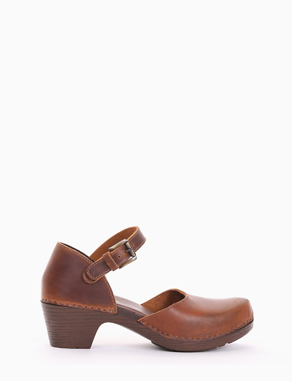 Sneakers heel 4 cm leather