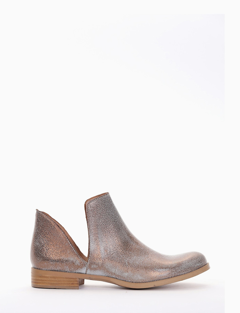 Low heel ankle boots heel 2 cm bronze leather