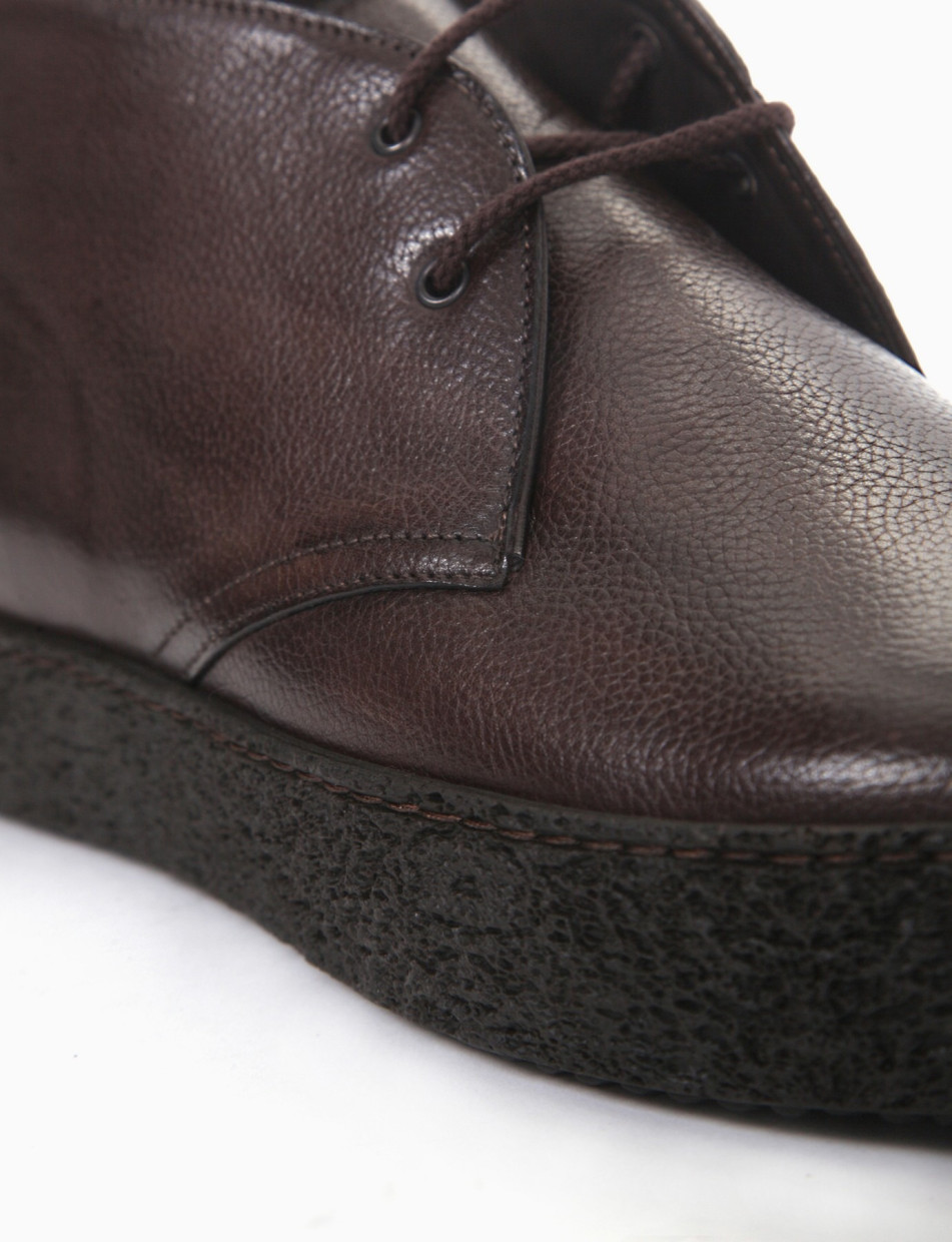 Desert boots dark brown leather