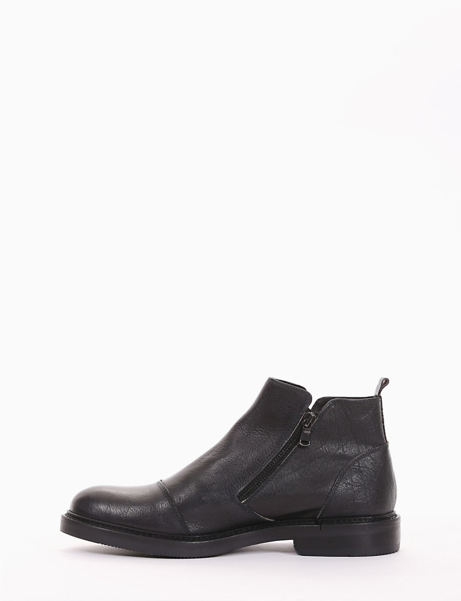 Ankle boots heel 2 cm black leather