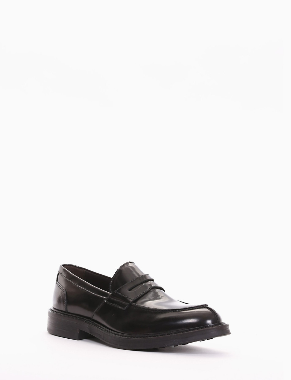 Loafers heel 2 cm black leather