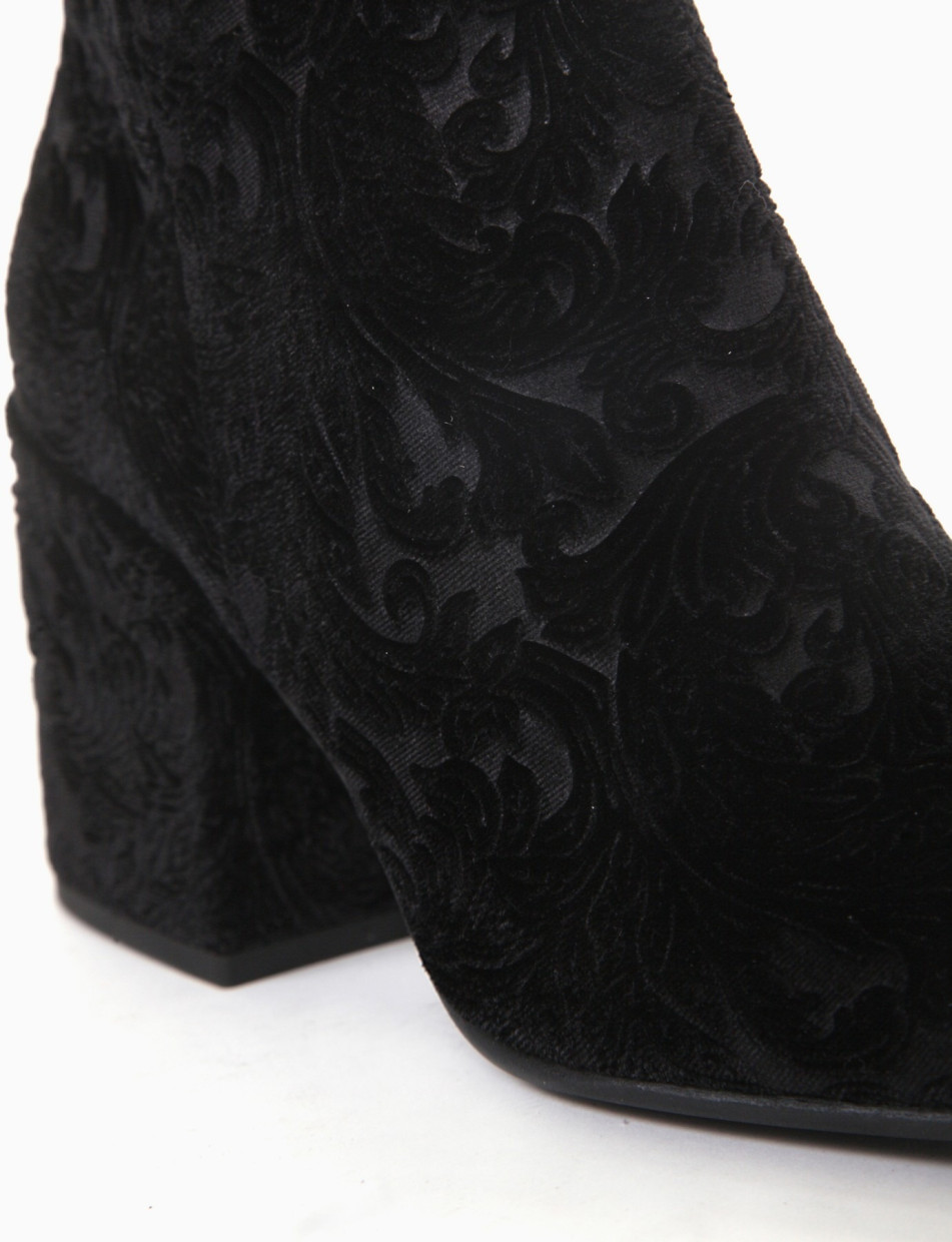 High heel ankle boots heel 5 cm black velvet