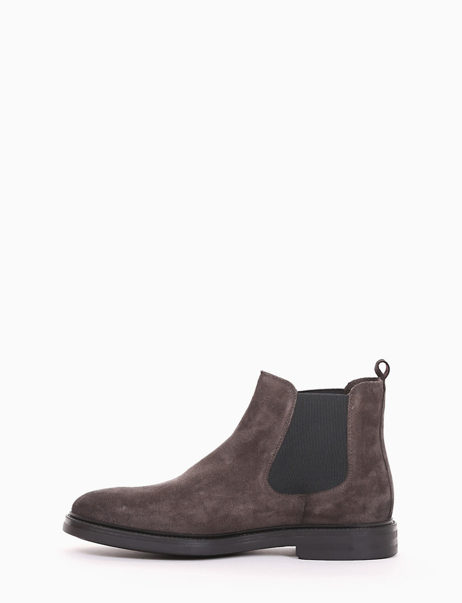 Desert boots dark brown chamois