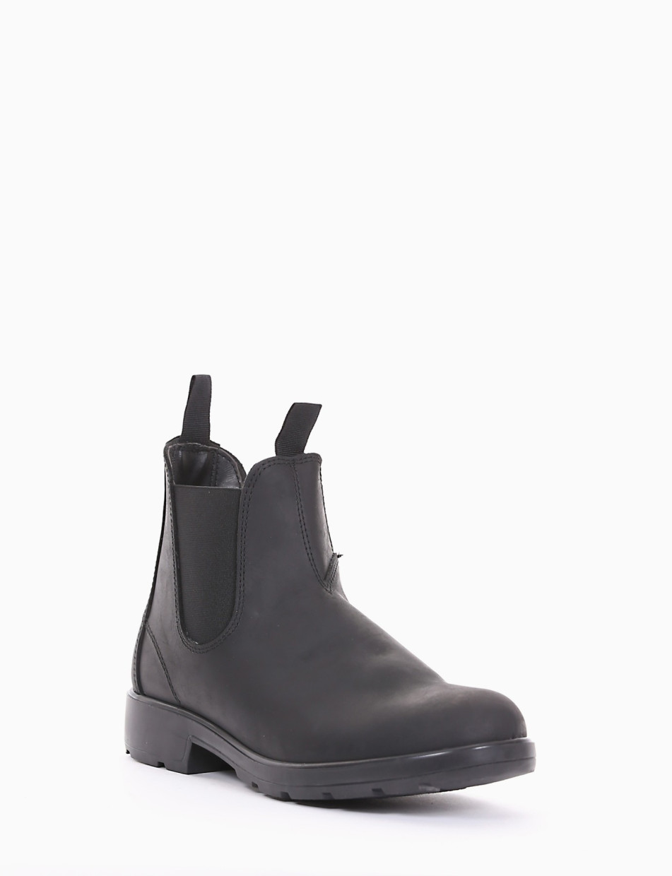 Ankle boots heel 2 cm black leather