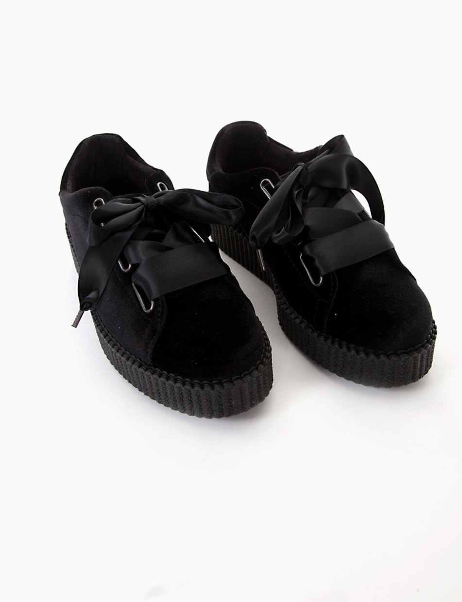 scarpa lacci nero
