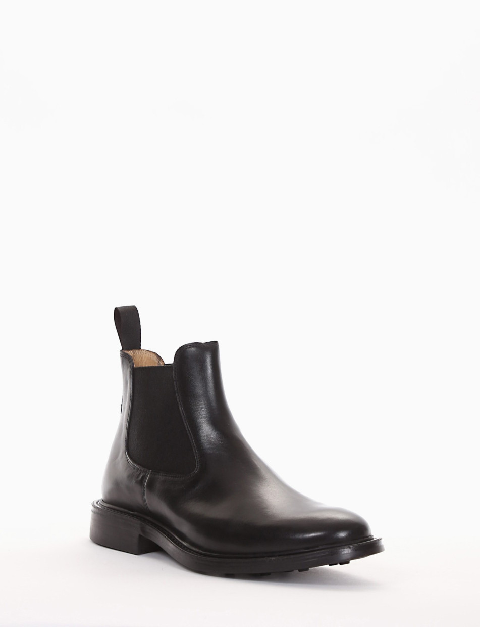 Ankle boots heel 2 cm black leather