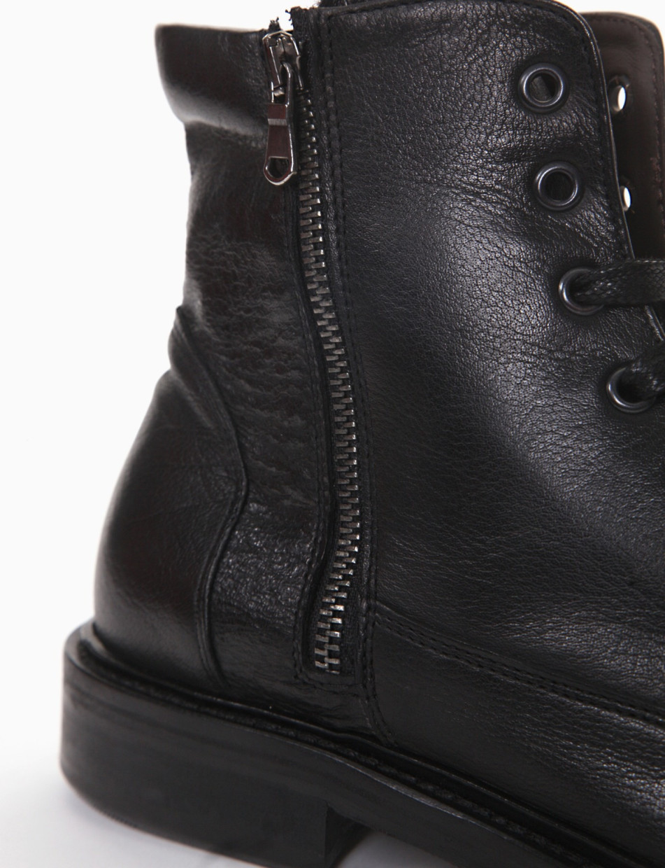 Combat boots heel 2 cm black leather