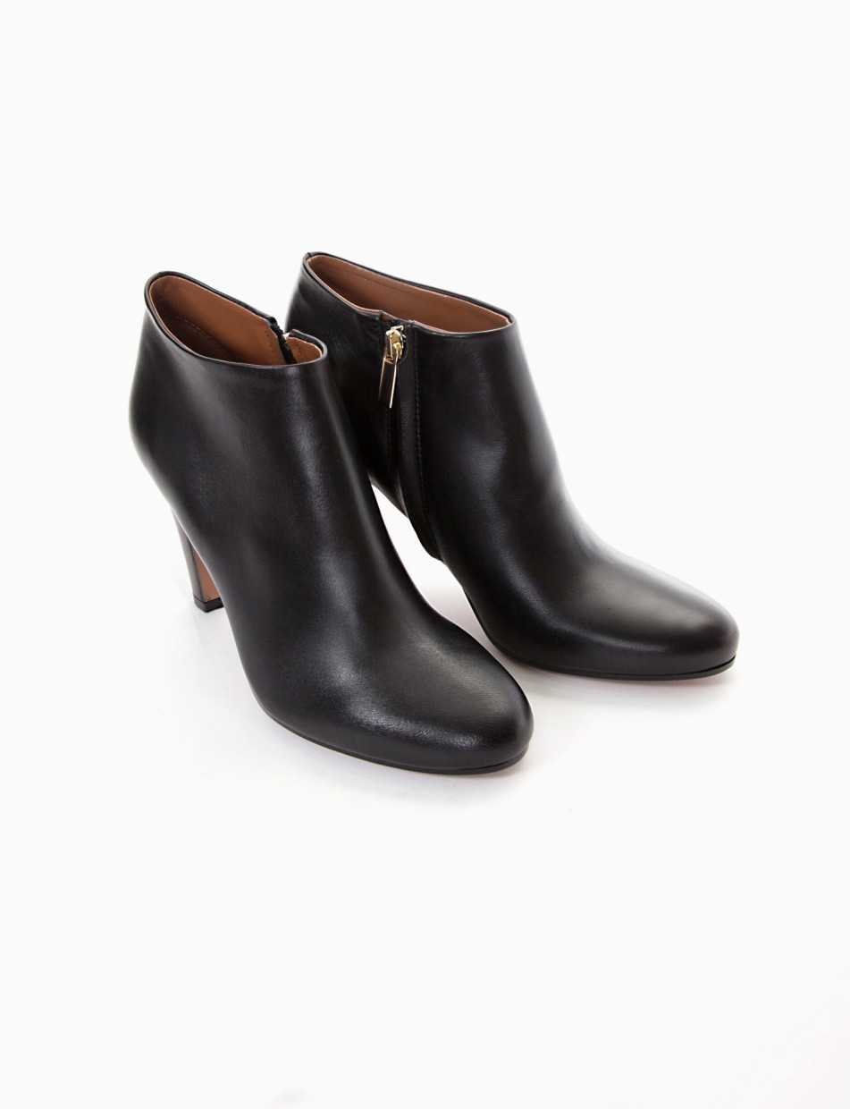 High heel ankle boots heel 8 cm black leather