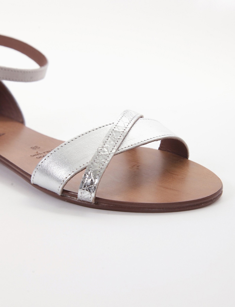 Sandalo tacco 1 cm argento pitone