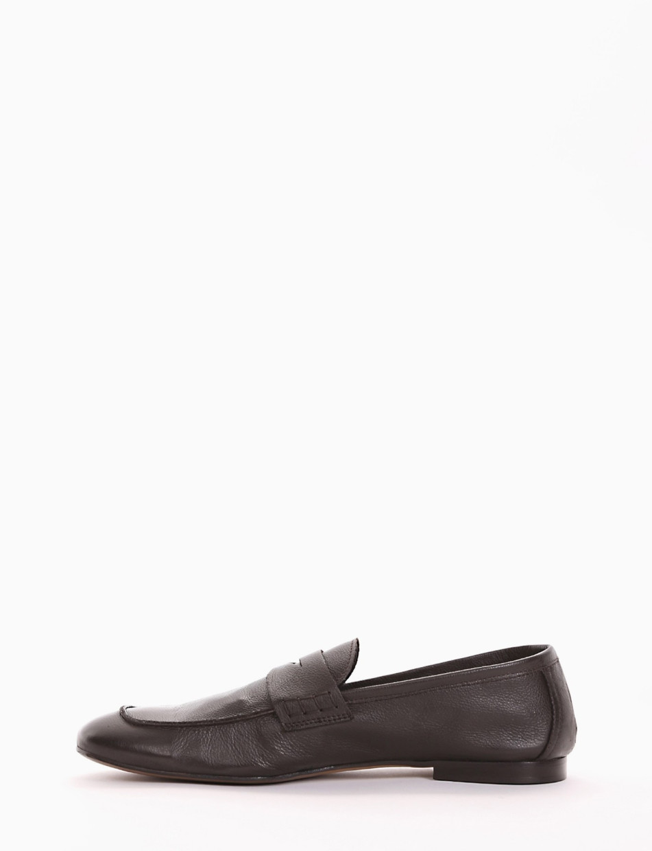 Loafers heel 2 cm dark brown leather