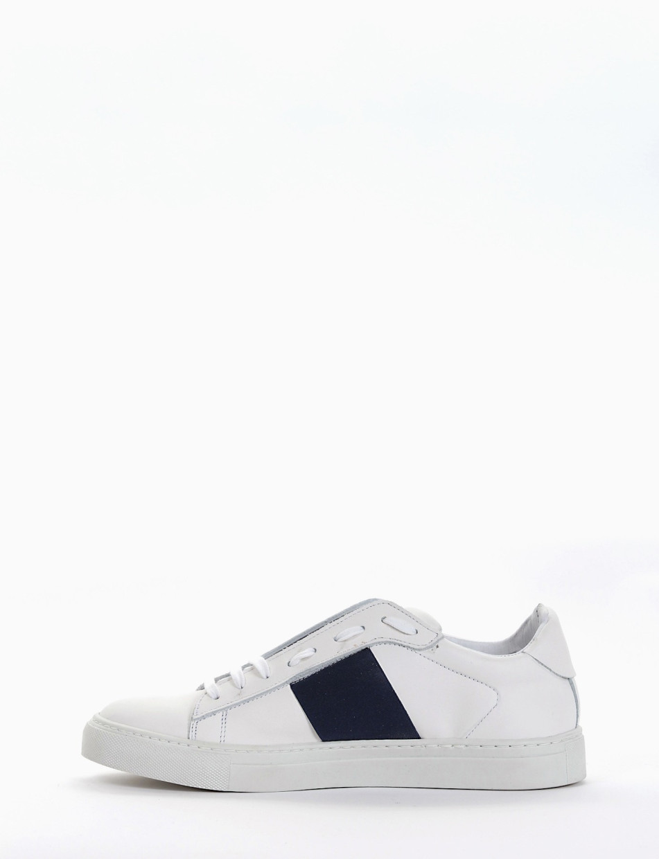 Sneakers white leather