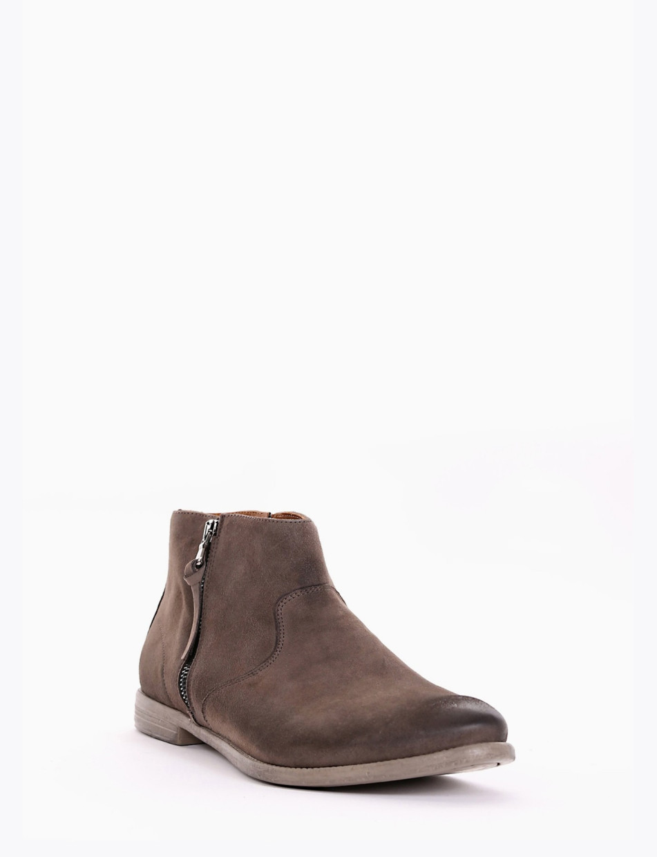 Ankle boots heel 2 cm beige