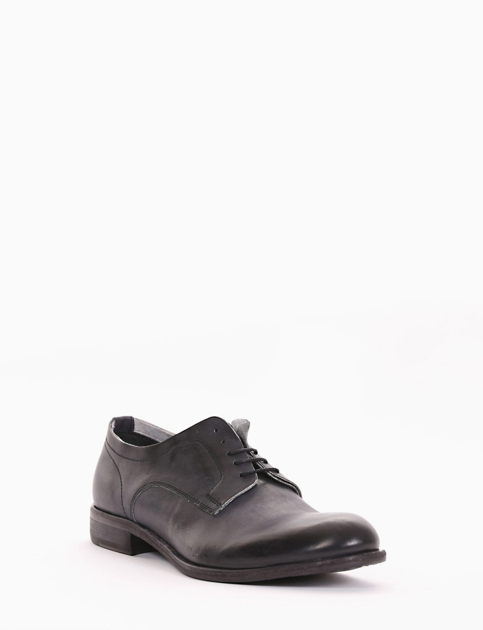 Lace-up shoes heel 2 cm black leather