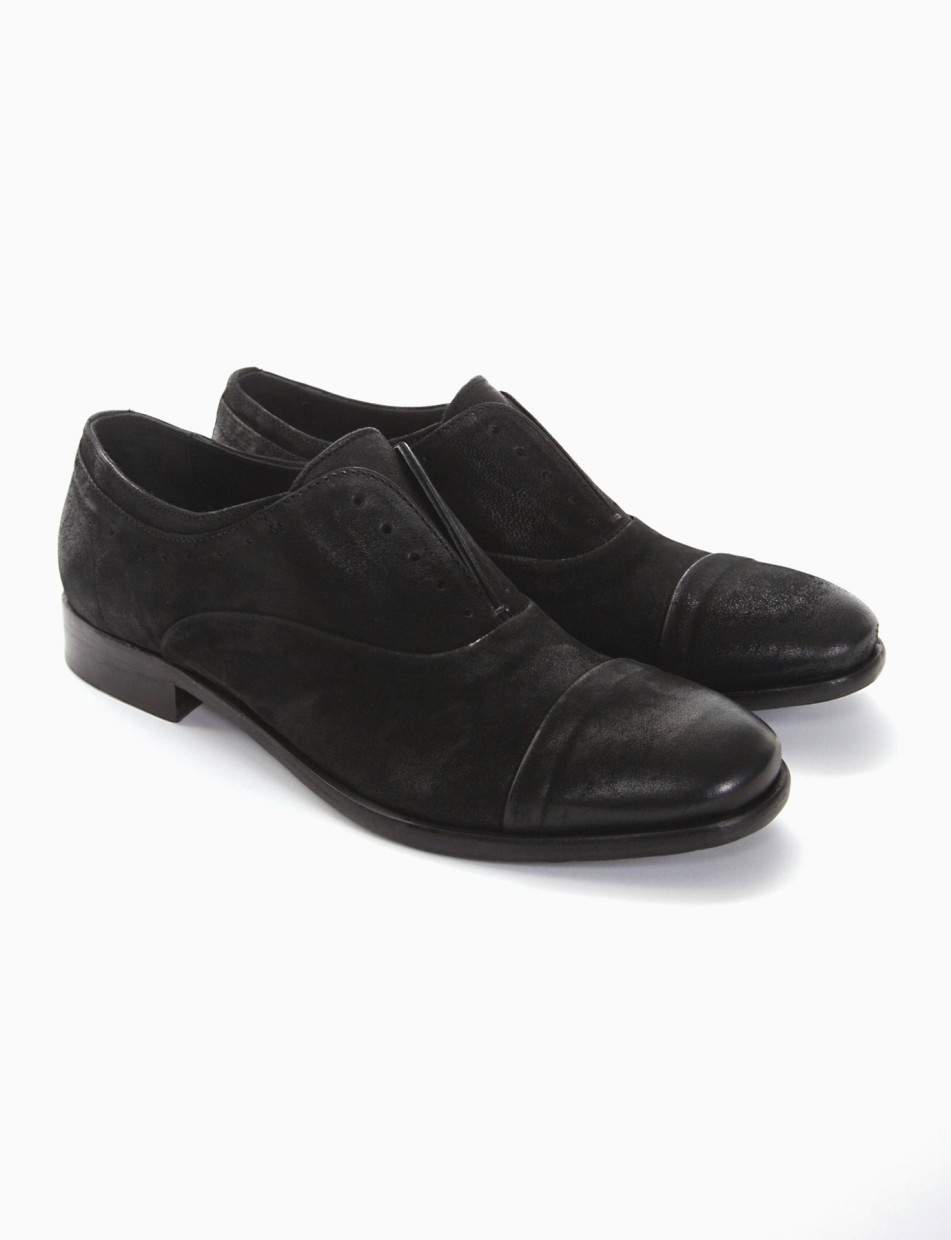 Lace-up shoes heel 2 cm black leather