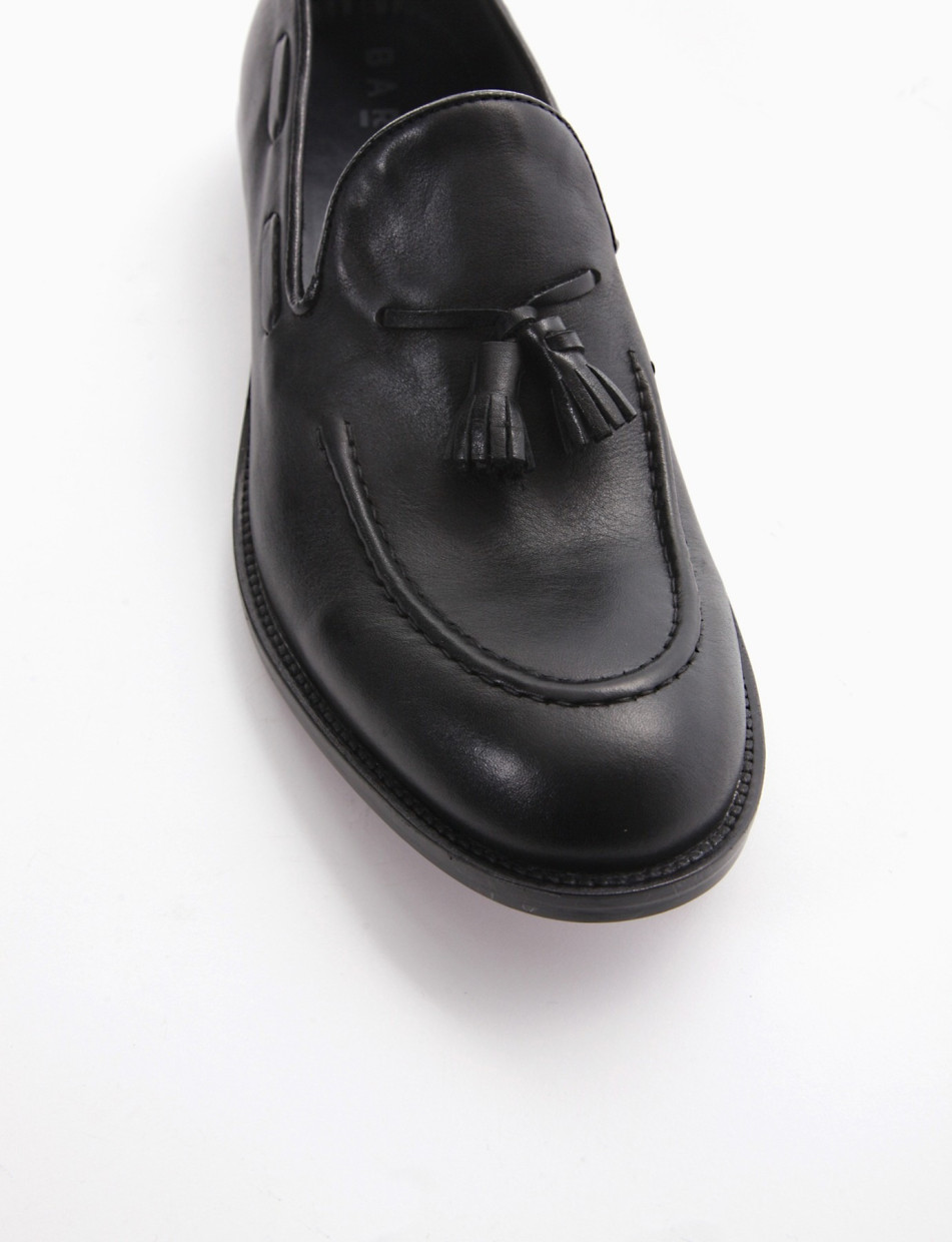 Loafers heel 2 cm black leather