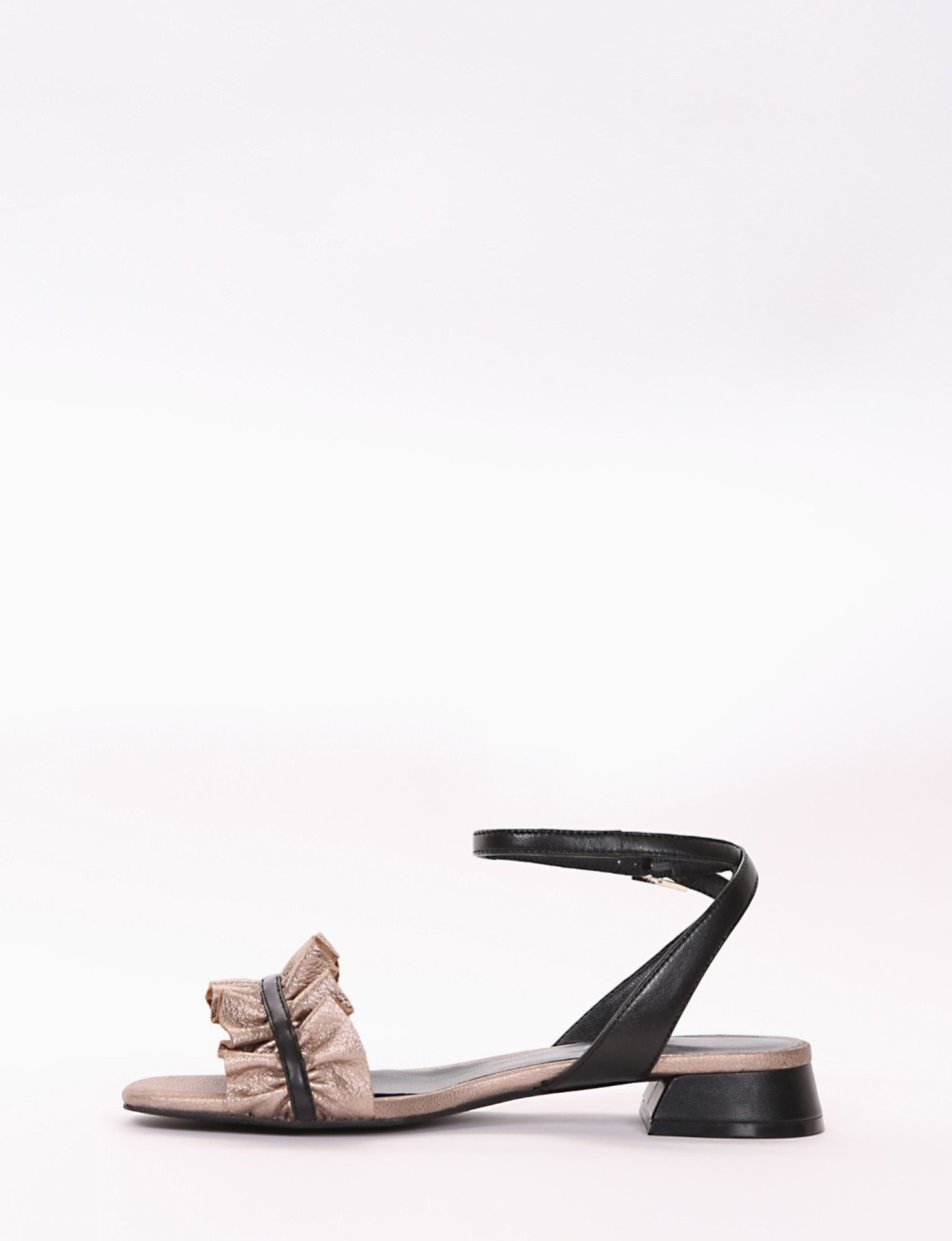 Low heel sandals heel 3 cm copper laminated