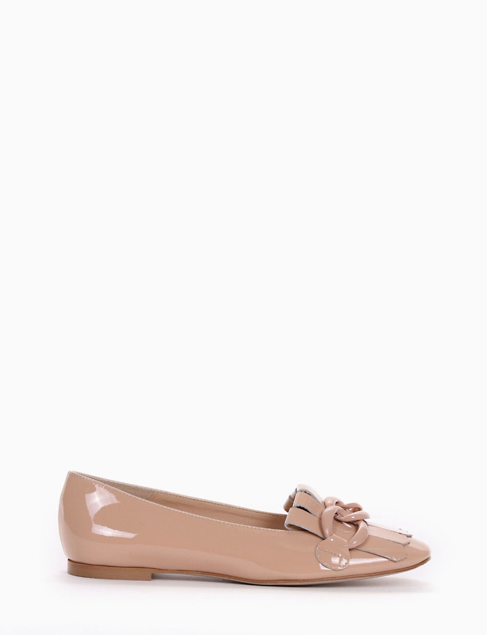 Loafers heel 2 cm pink varnish