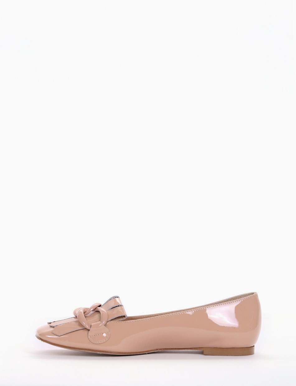 Loafers heel 2 cm pink varnish