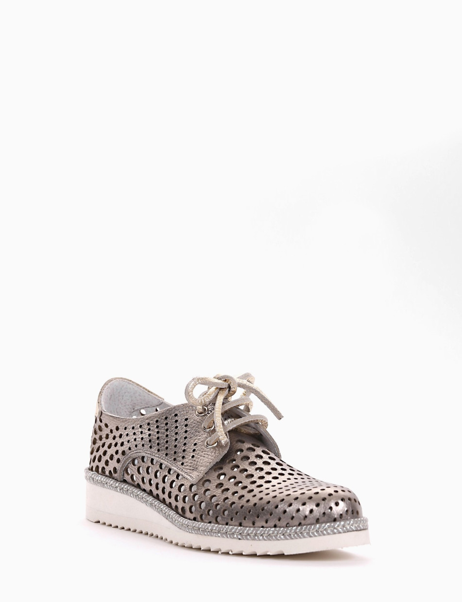 Lace-up shoes silver leather