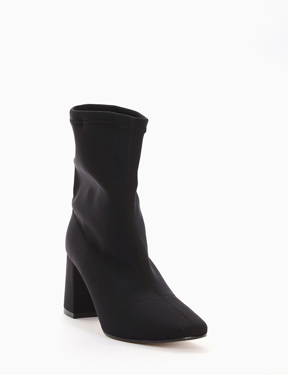 High heel ankle boots heel 5 cm black elastic