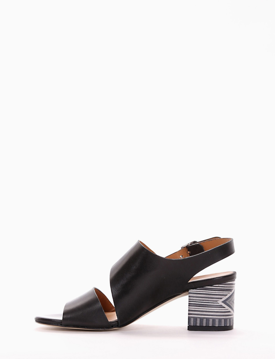 High heel sandals heel 5 cm black leather