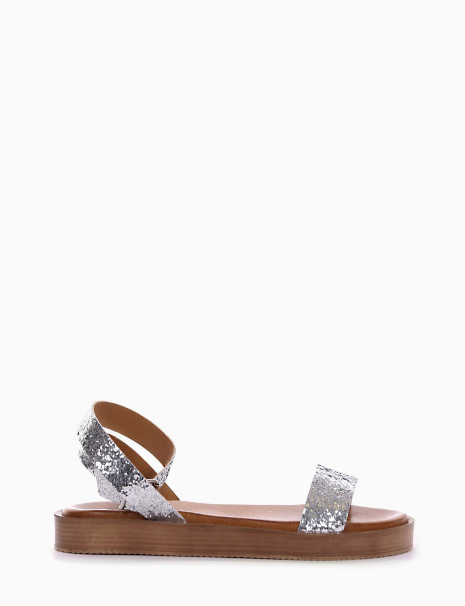 Wedge heels heel 3 cm silver glitter
