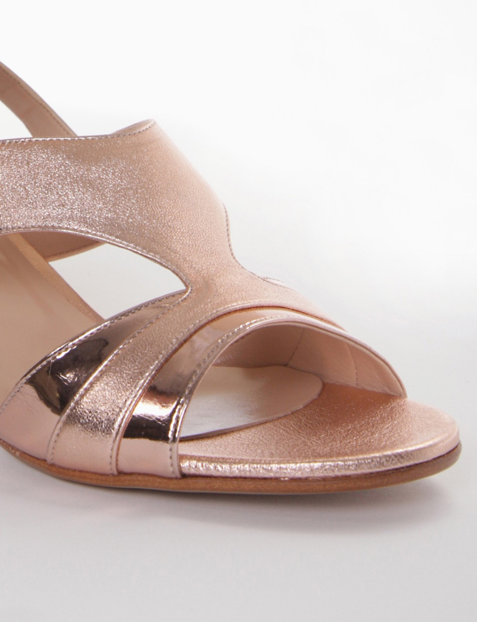 Low heel sandals heel 3 cm copper laminated