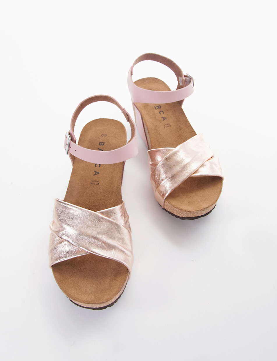Wedge heels heel 5 cm pink laminated
