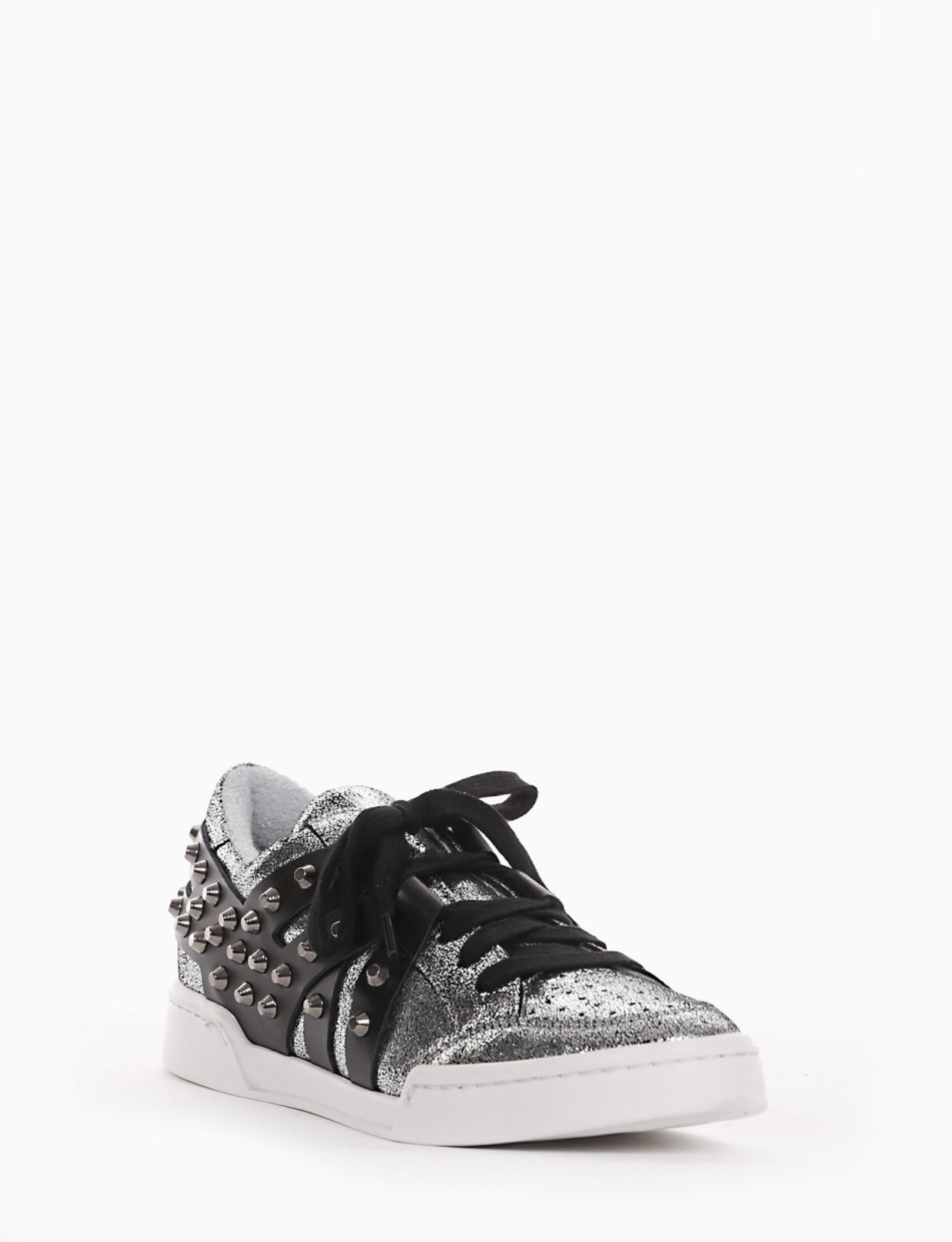 Sneakers silver leather