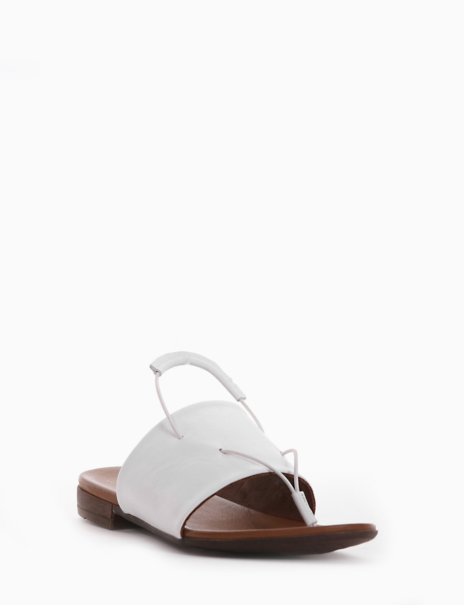 Flip flops heel 1 cm white leather