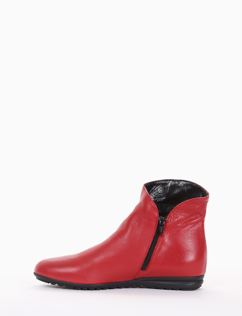 Low heel ankle boots red leather