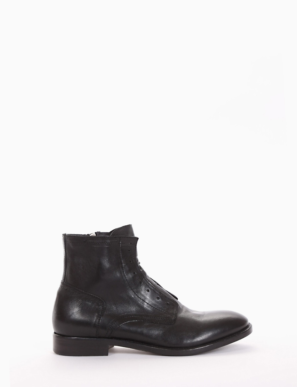 Ankle boots heel 2 cm black leather