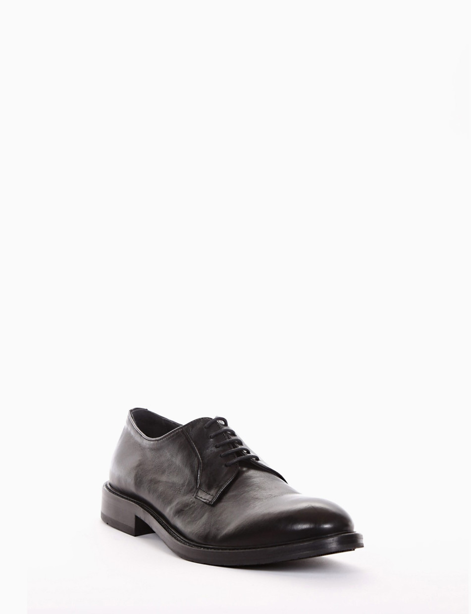 Lace-up shoes heel 2 cm black leather