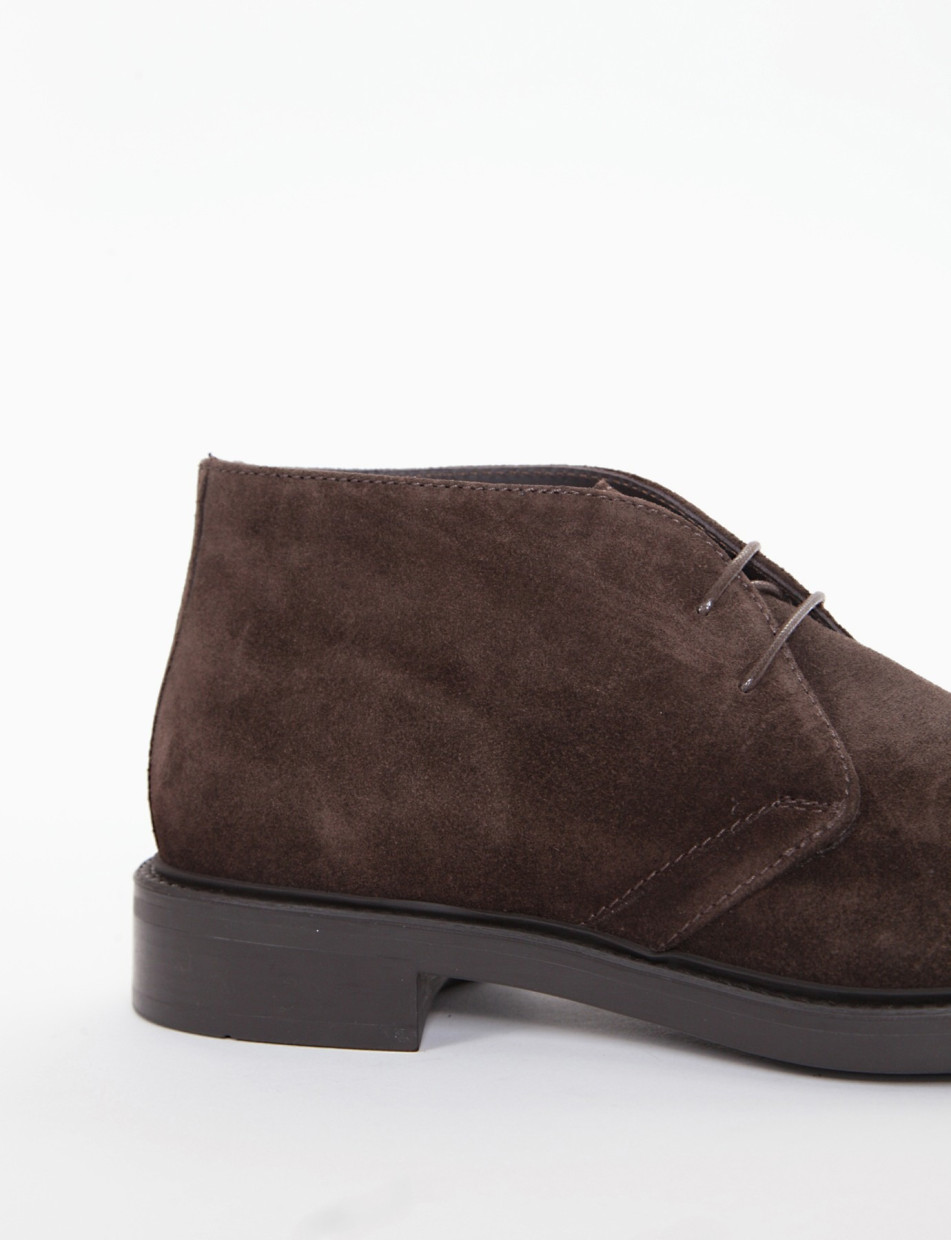 Desert boots heel 2 cm dark brown chamois