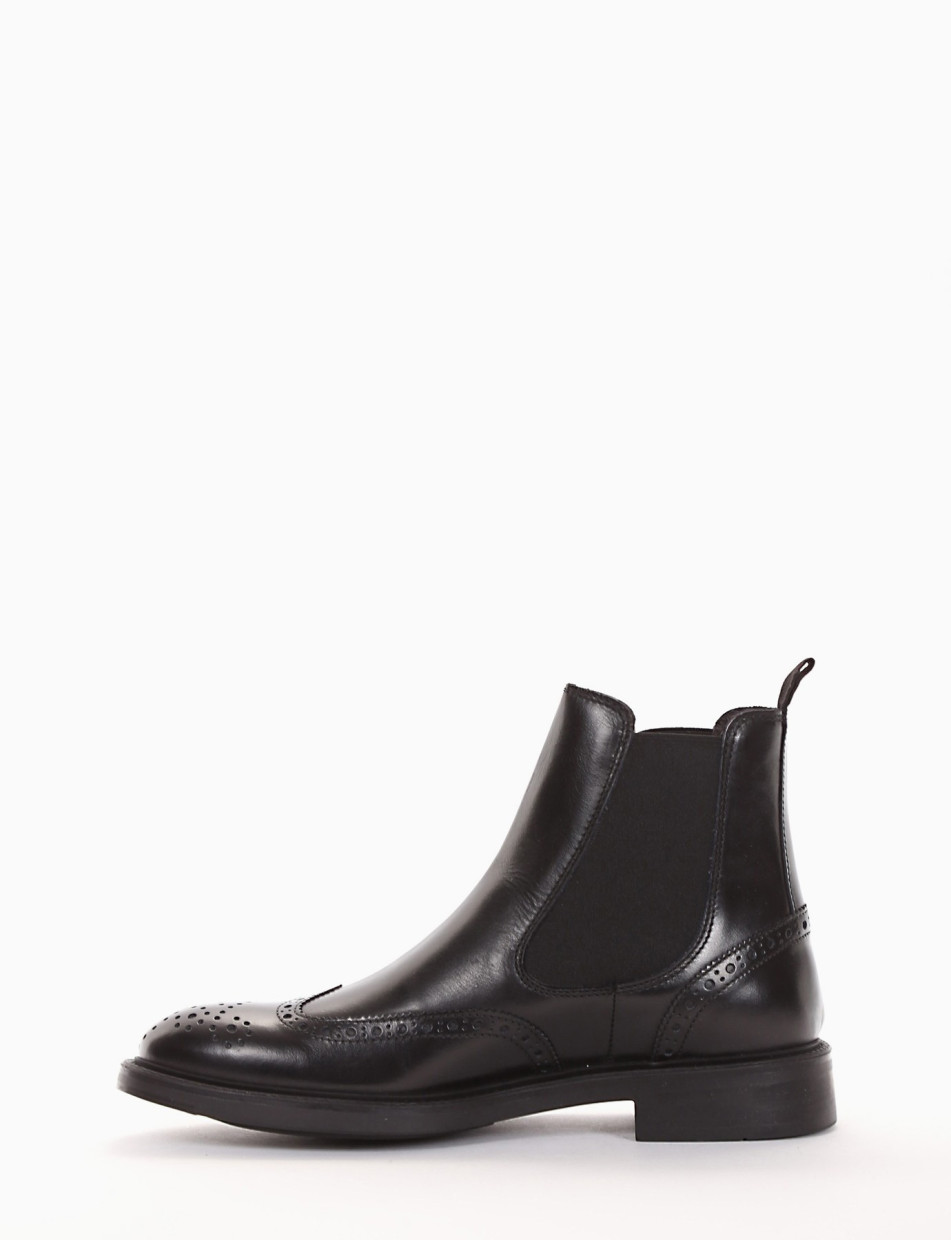 Ankle boots heel 2 cm black leather