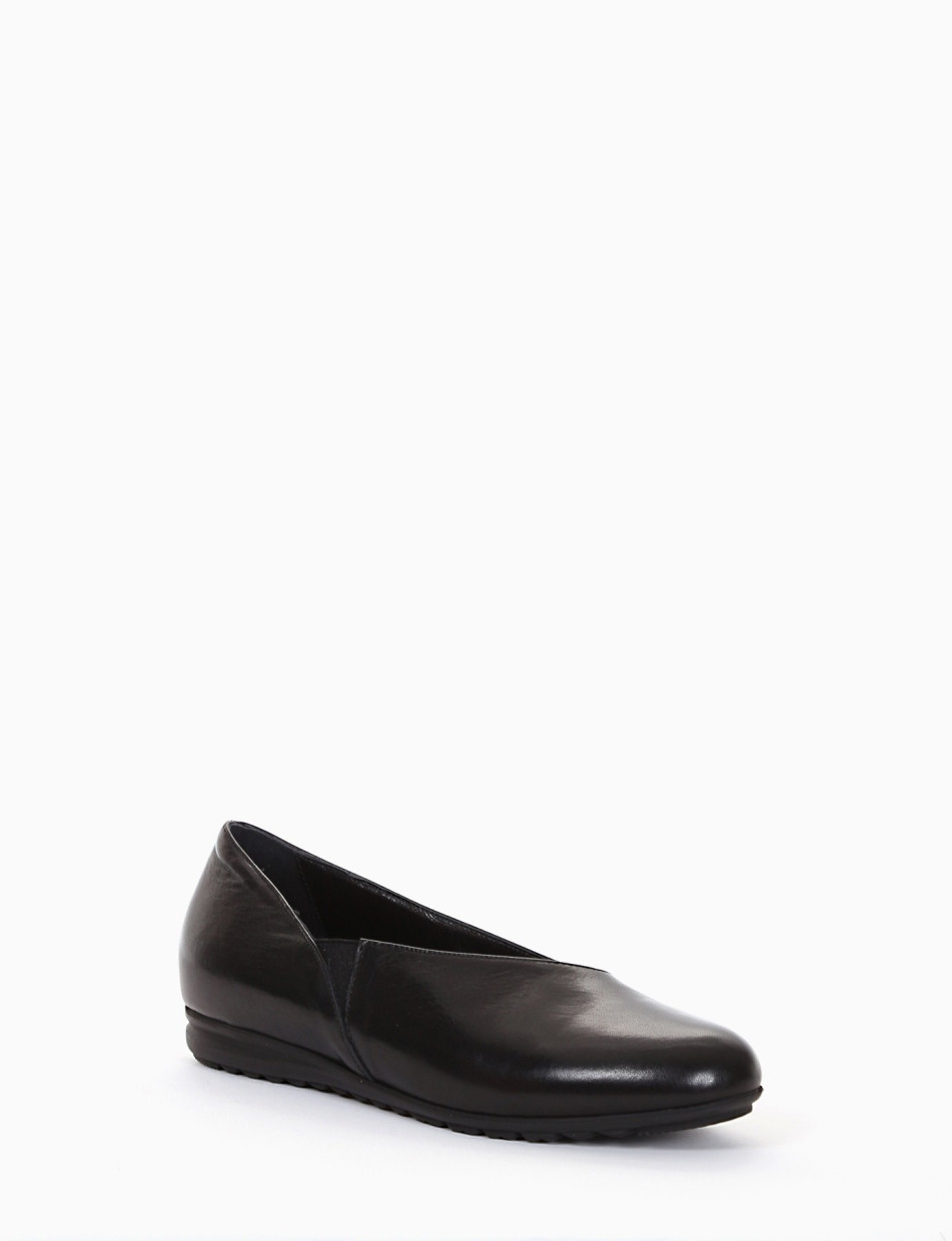 Flat shoes black leather