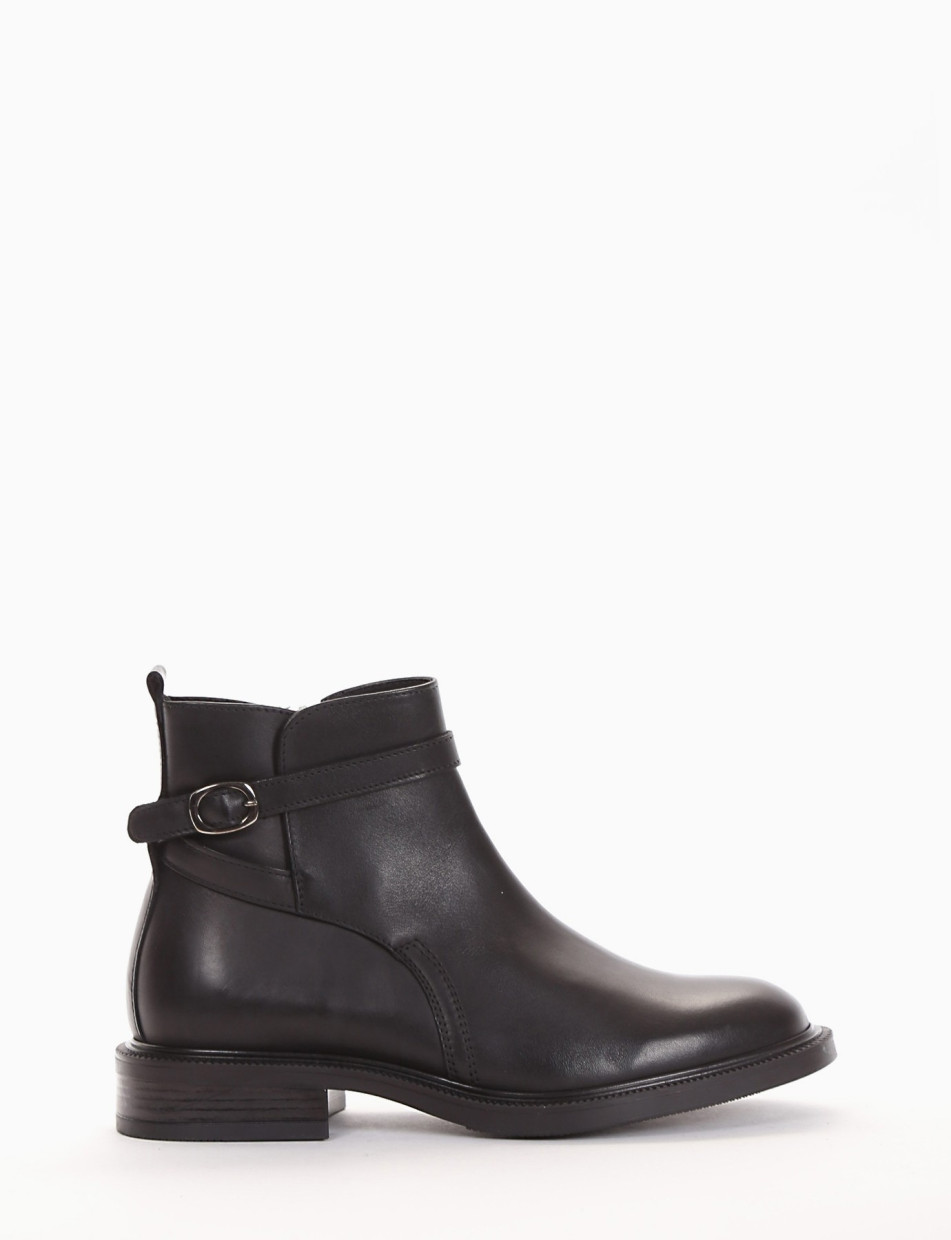 Low heel ankle boots heel 2 cm black leather