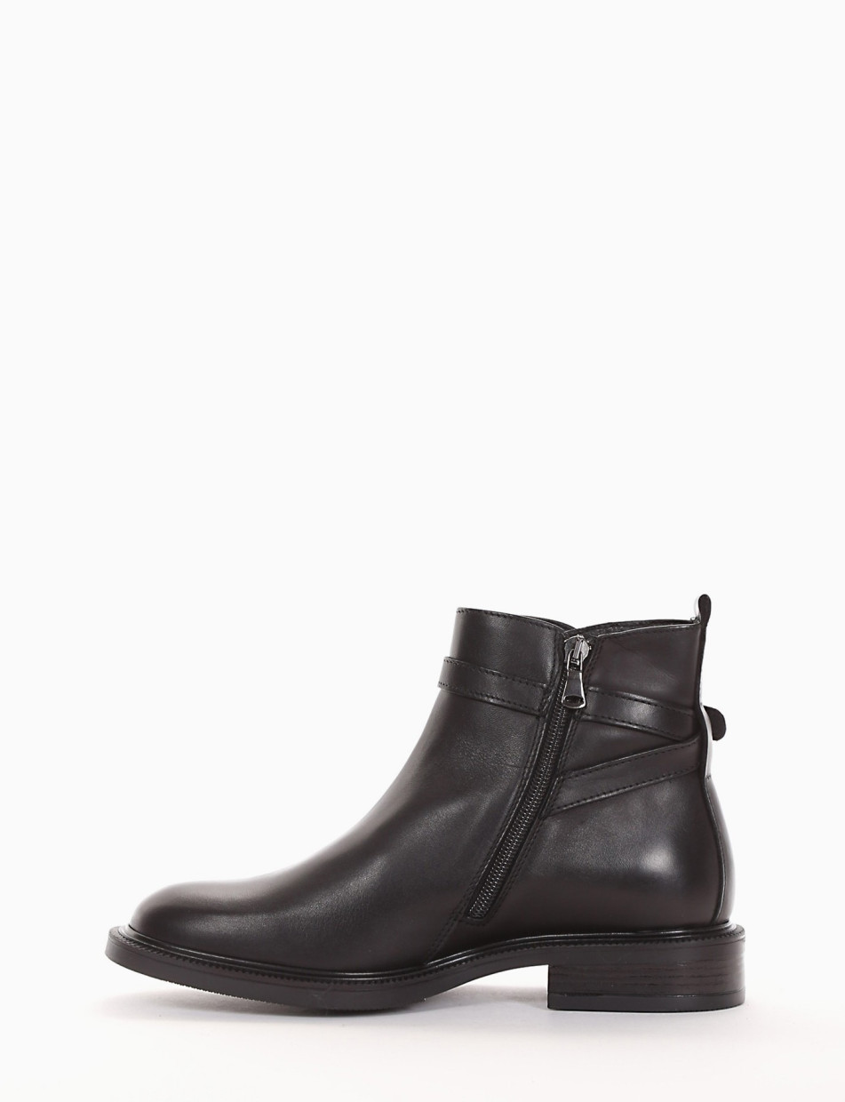 Low heel ankle boots heel 2 cm black leather