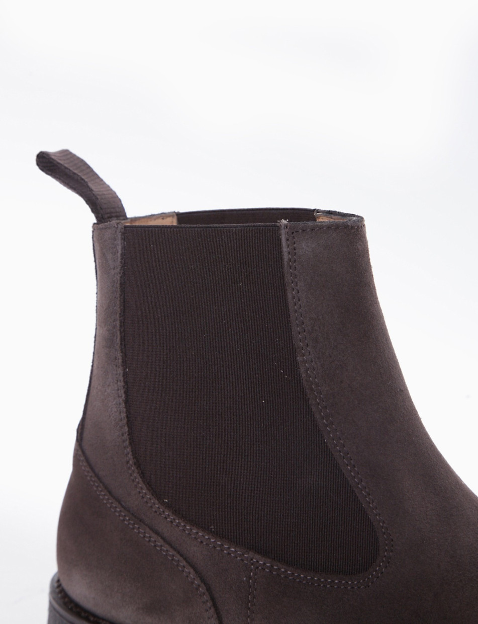 Ankle boots heel 2 cm dark brown chamois