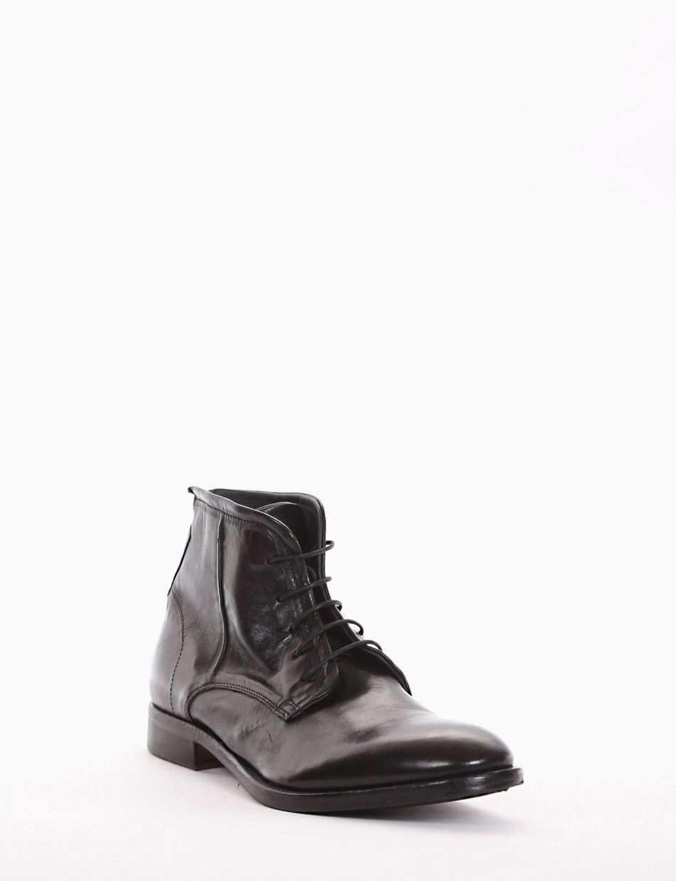 Combat boots heel 2 cm black leather