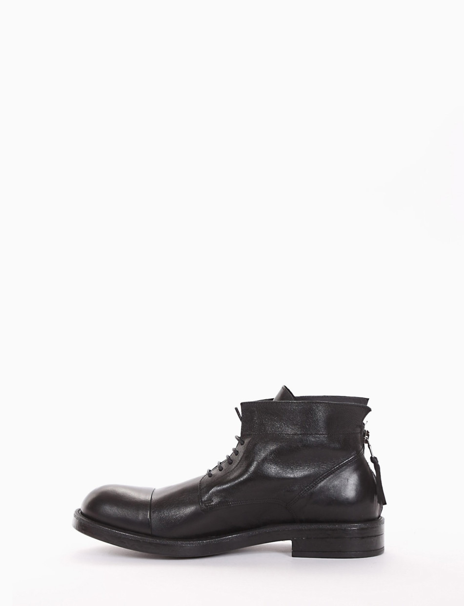 Combat boots heel 2 cm black leather