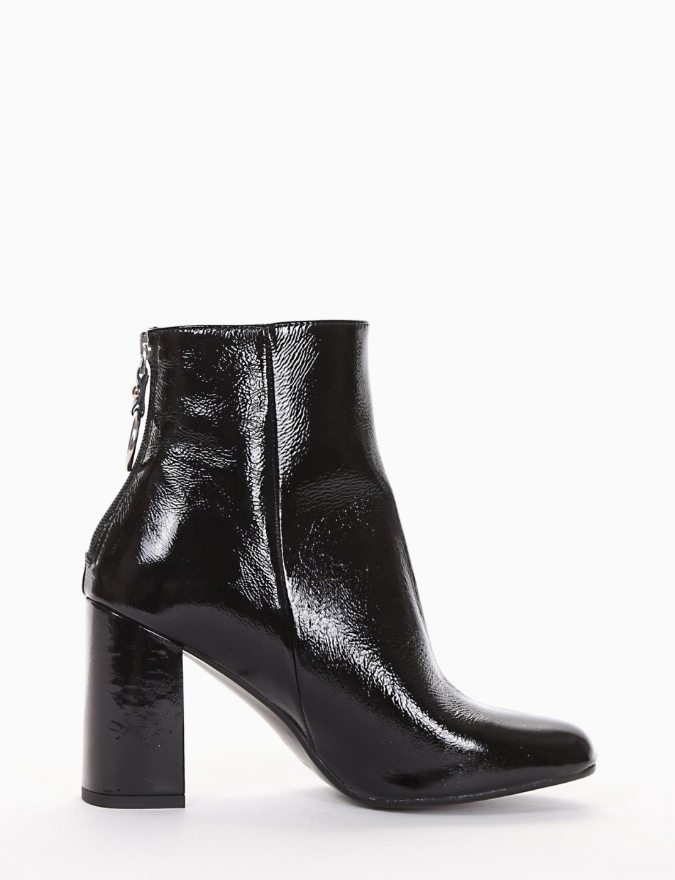 High heel ankle boots heel 8 cm black varnish