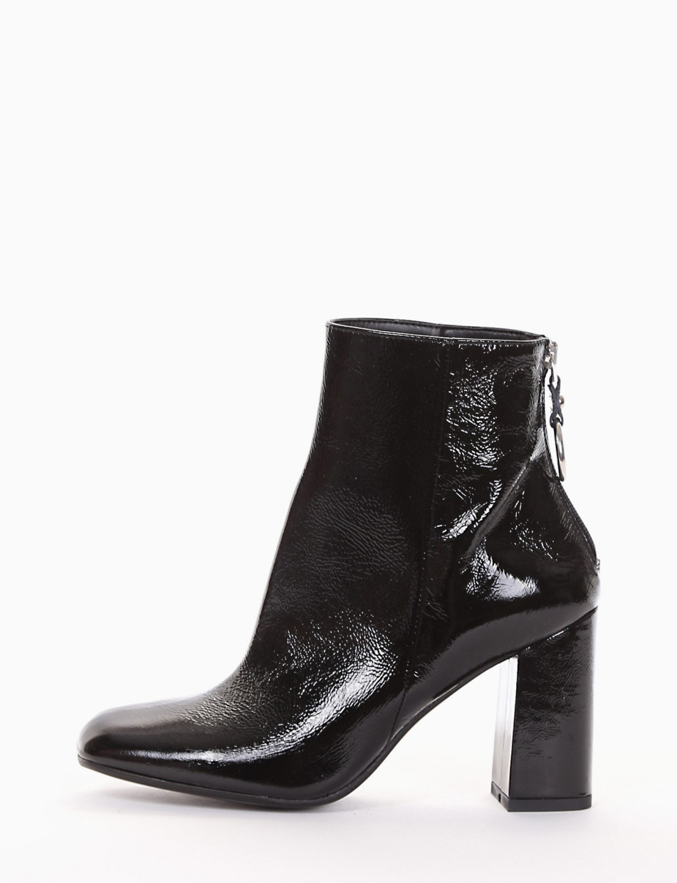 High heel ankle boots heel 8 cm black varnish