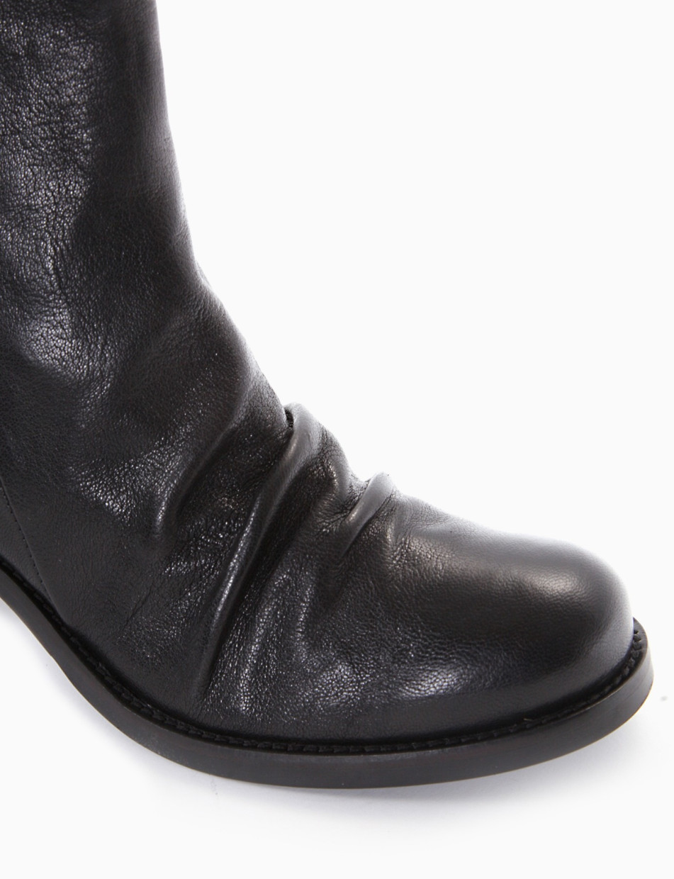 High heel ankle boots heel 5 cm black leather